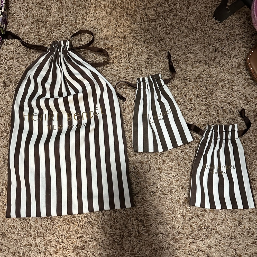 Henri Bendel Pouches